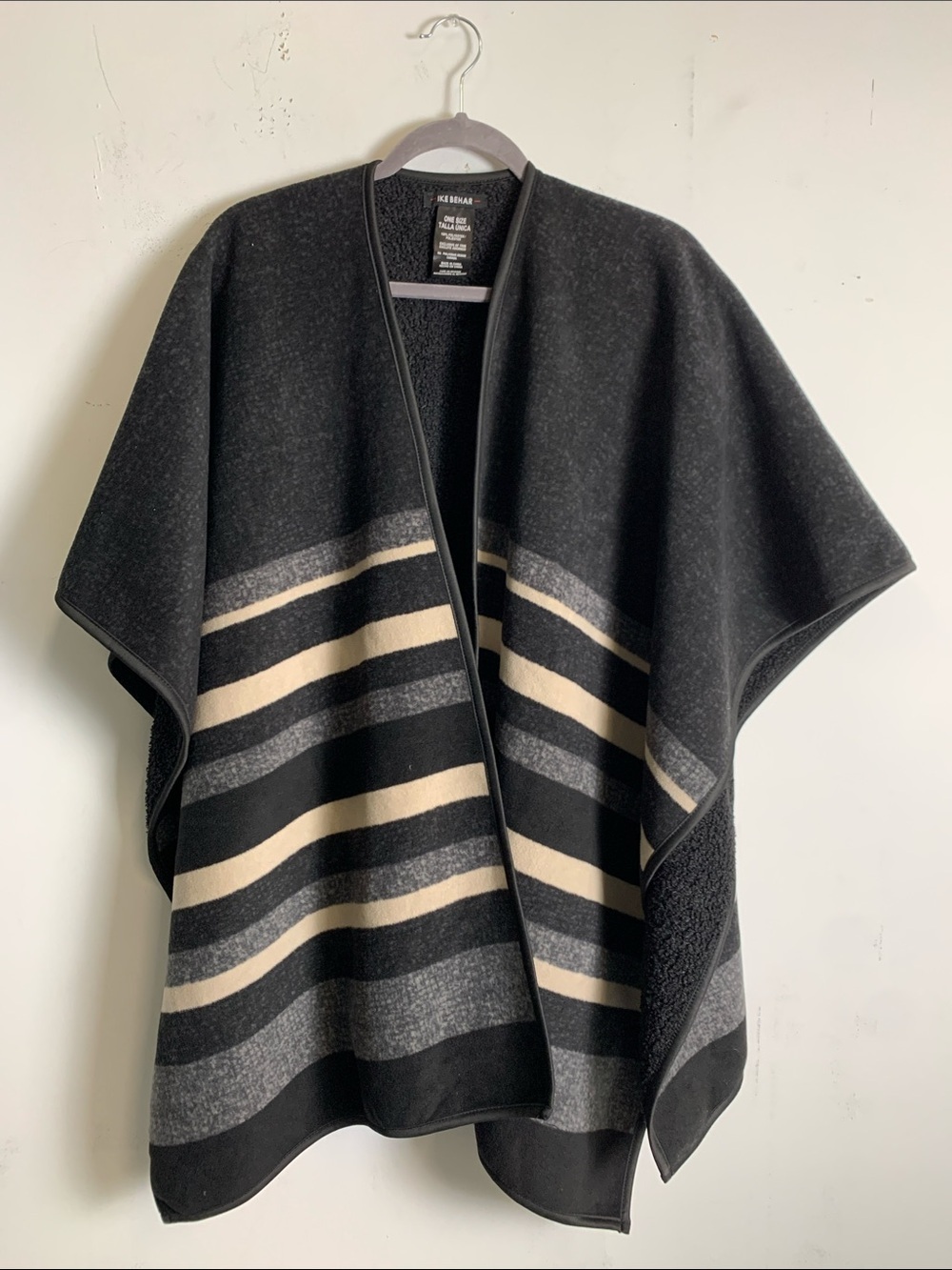 Ike Behar Black Women's Poncho One Size